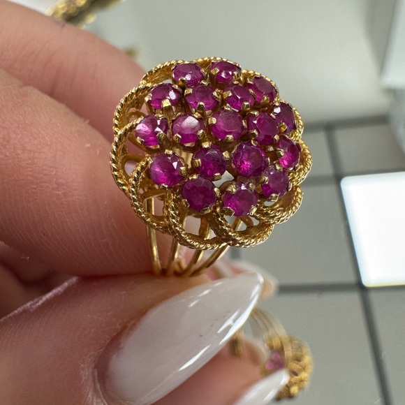 14K yellow gold and pink sapphires cluster ring - Picture 5 of 14